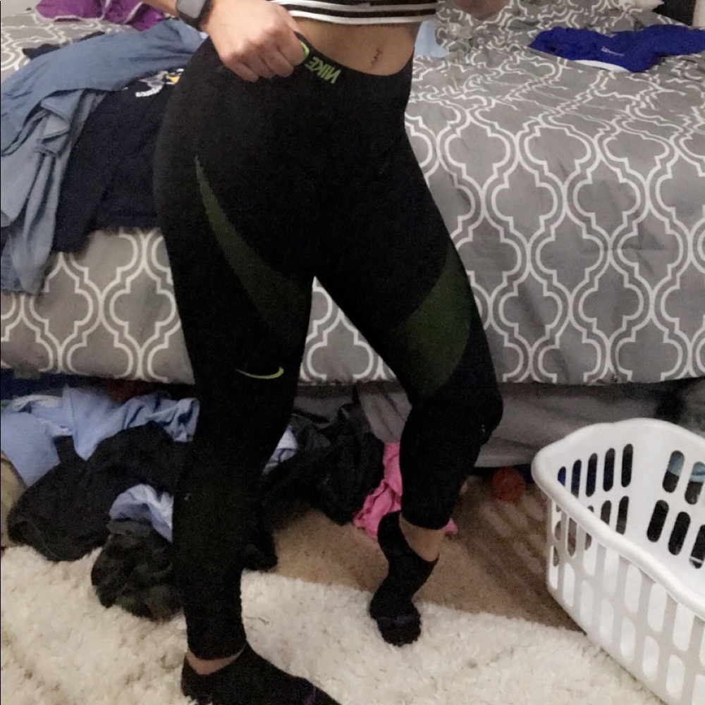 Nike PRO fit leggings